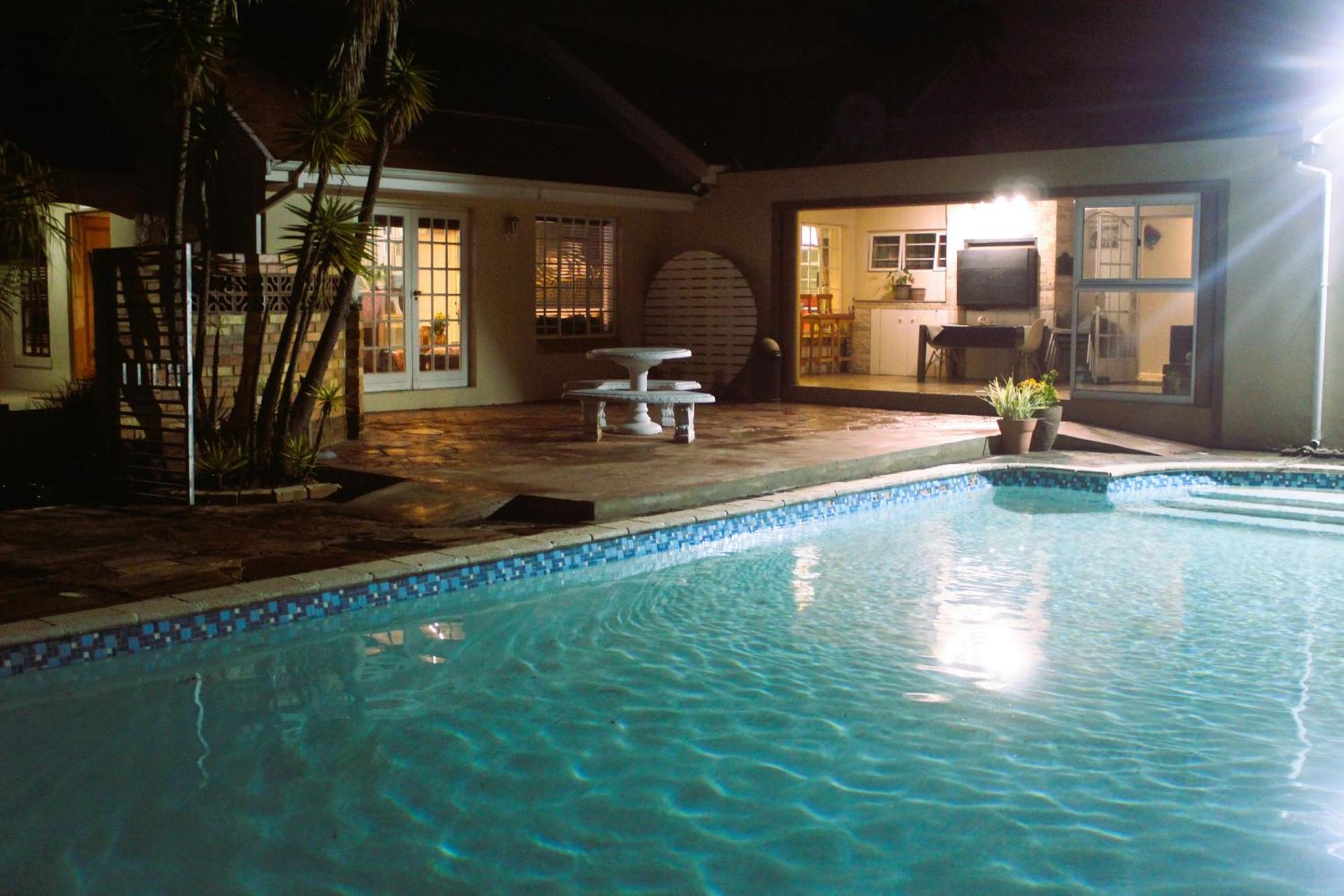 Bhotani-On-Bax Bed and Breakfast Port Elizabeth Exteriör bild